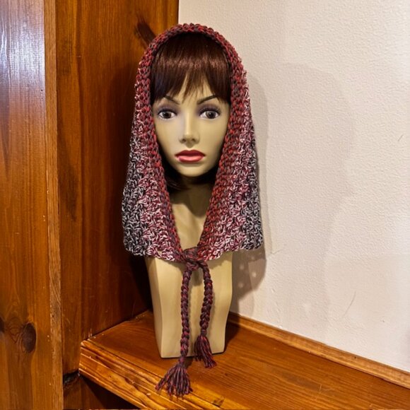 Hand knit / Crochet Granny style Hoodie with ties and Pom Pom for the Winter - Picture 2 of 9